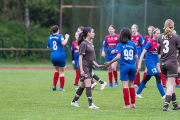 Bild 304 - wCJ VfL Pinneberg3 - St.Pauli : Ergebnis: 2:1